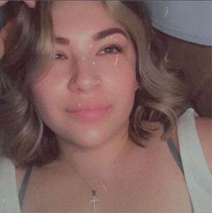 Meet your Posher, Myra